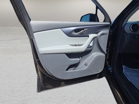 Used 2022 Chevrolet Blazer LT image 30