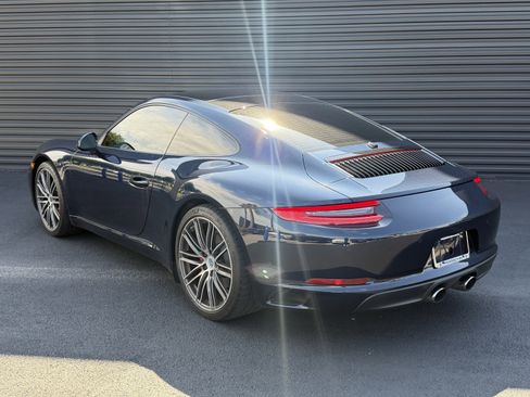Used 2019 Porsche 911 Carrera S RWD image 3