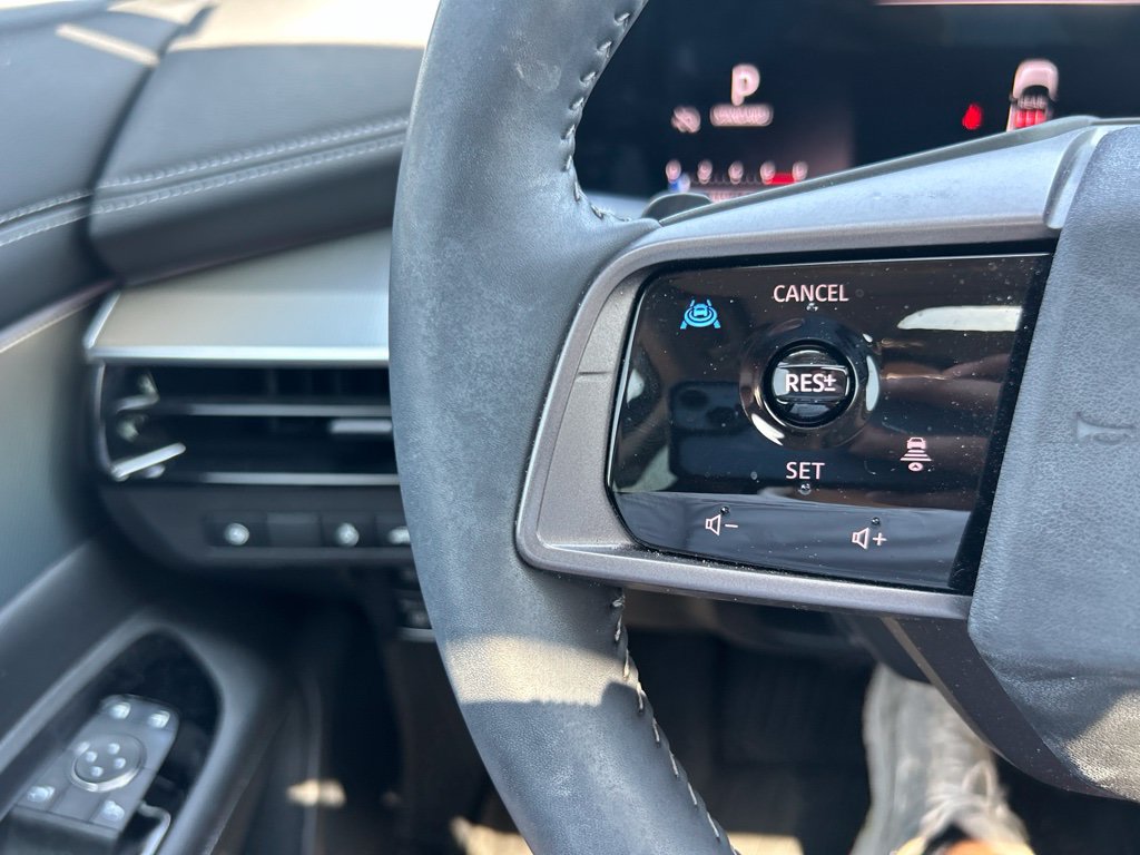 Certified 2025 Nissan Murano SL w/ Cargo Package AWD/4WD image 24