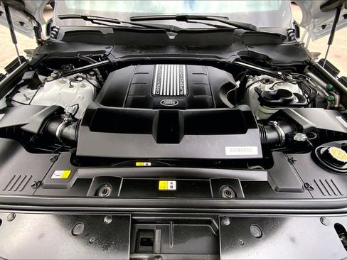 Used 2021 Land Rover Range Rover P525 Westminster Edition image 29