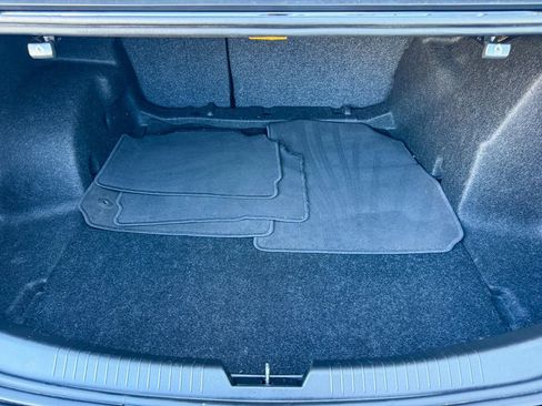 Used 2023 Chevrolet Malibu LS image 30