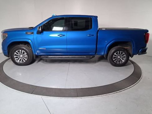 Certified 2023 GMC Sierra 1500 AT4 w/ AT4 Premium Package AWD/4WD image 7
