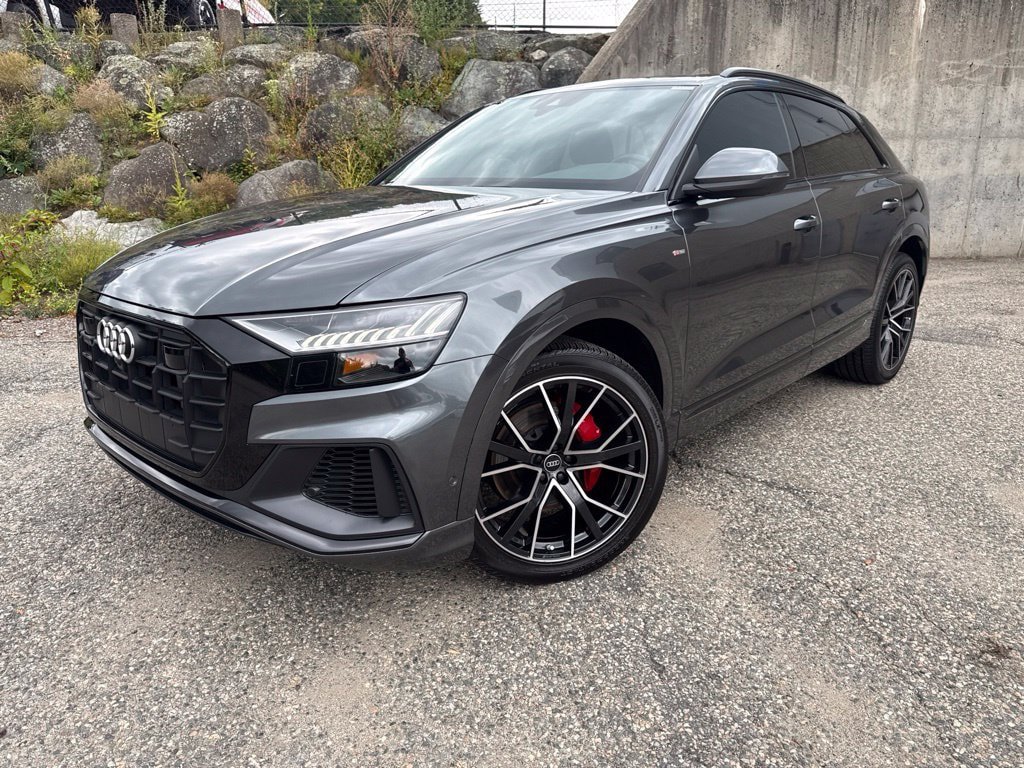 Used 2023 Audi Q8 Premium Plus AWD/4WD image 2