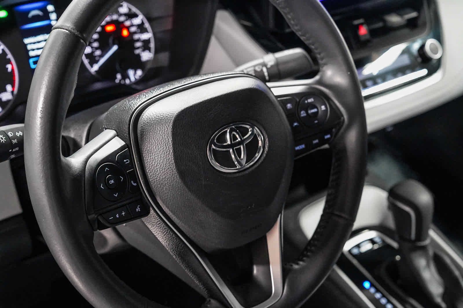 Used 2024 Toyota Corolla SE FWD image 20