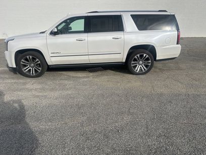 Used 2020 GMC Yukon XL Denali w/ Denali Premium Package