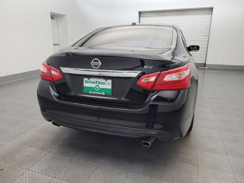 Used 2017 Nissan Altima 2.5 SV FWD image 7
