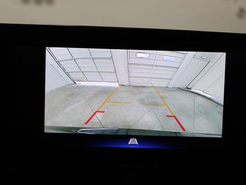 Used 2025 Chevrolet Trax LT image 43