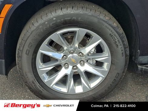 Certified 2026 Chevrolet Suburban Premier AWD/4WD image 10