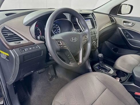 Used 2017 Hyundai Santa Fe Sport image 9