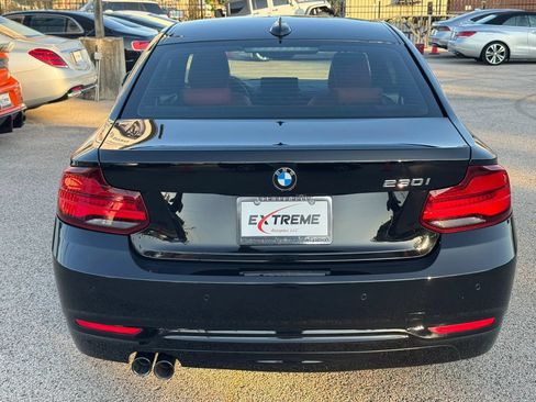 Used 2020 BMW 230i Coupe w/ Convenience Package RWD image 5
