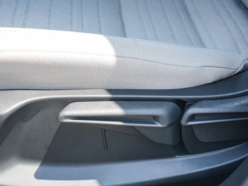 New 2026 Honda HR-V LX image 10