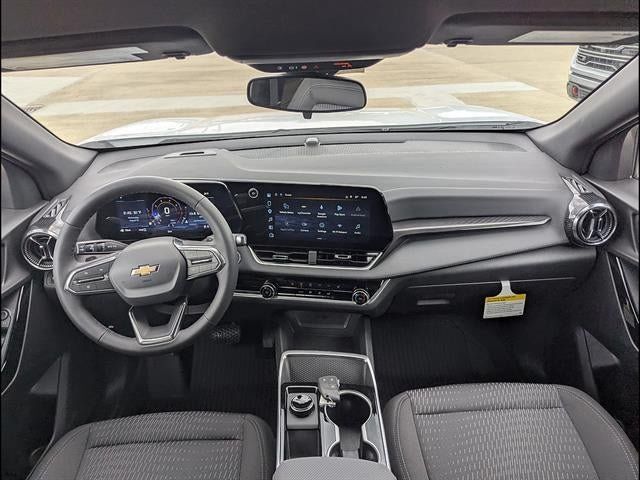 New 2027 Chevrolet Equinox LT w/ LPO, Floor Liner Package AWD/4WD image 16