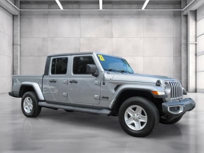 Used 2021 Jeep Gladiator Sport