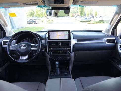 Certified 2023 Lexus GX 460 Premium w/ Premium Package AWD/4WD image 17