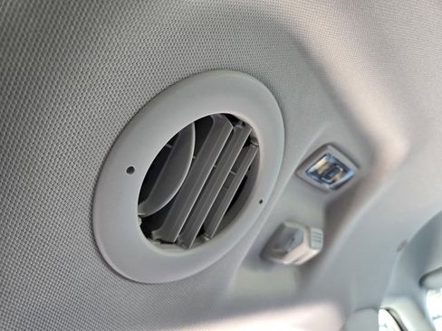 New 2026 Ford Explorer Active w/ Active Comfort Package image 21