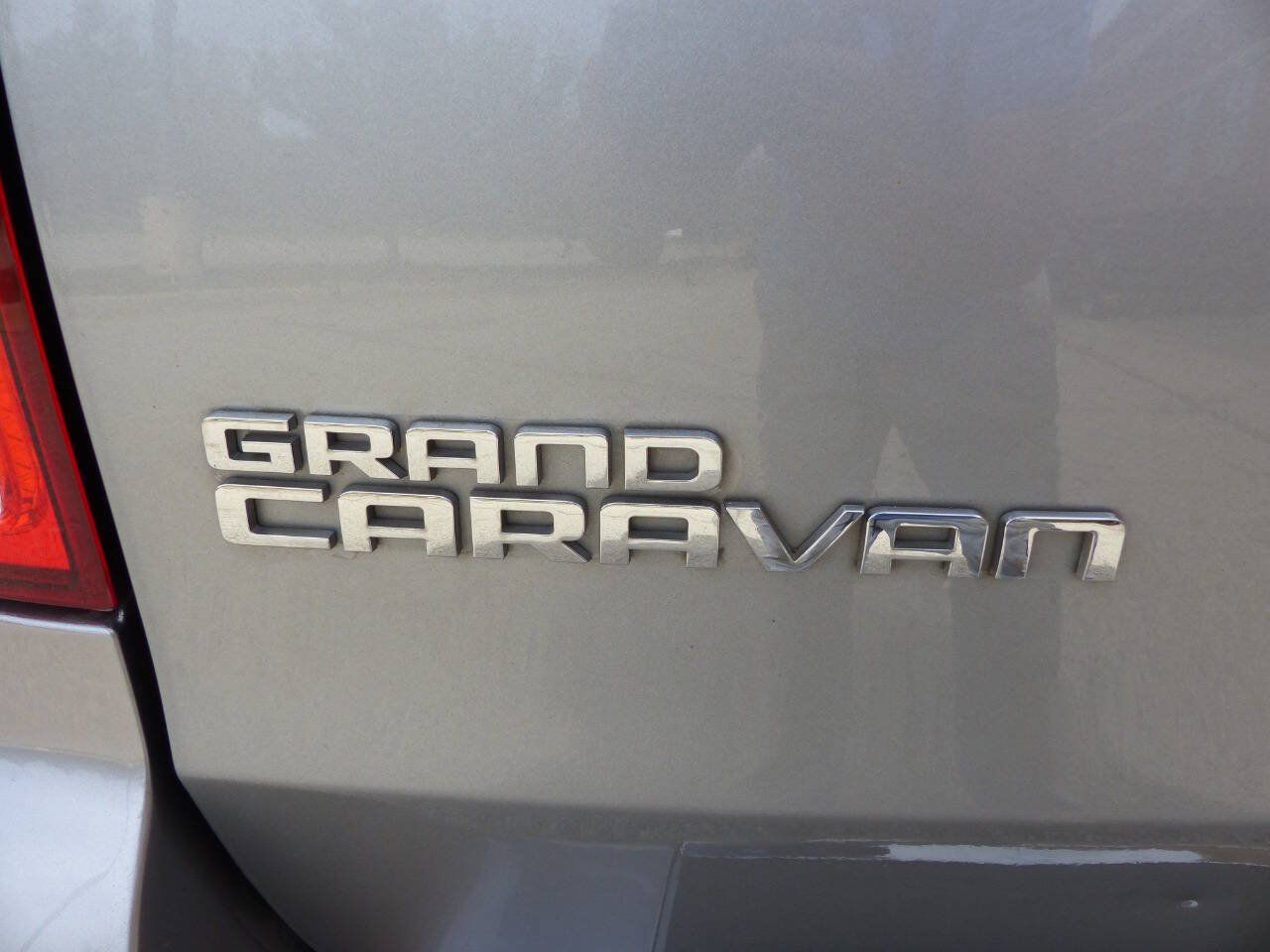 Used 2019 Dodge Grand Caravan GT FWD image 9