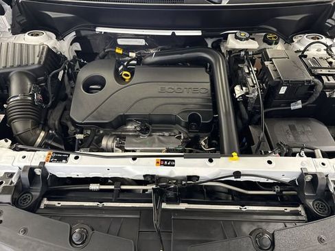 Used 2024 Chevrolet Equinox LT w/ LPO, Floor Liner Package image 28