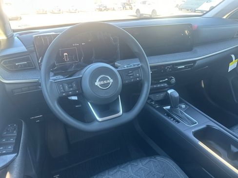 New 2026 Nissan Kicks SV image 22