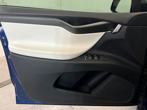 Used 2021 Tesla Model X Performance image 15