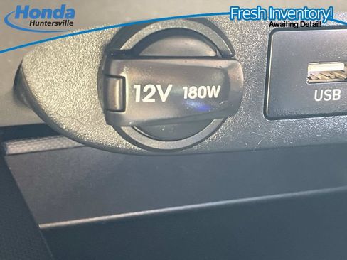 Used 2023 Hyundai Elantra SEL w/ Cargo Package FWD image 43