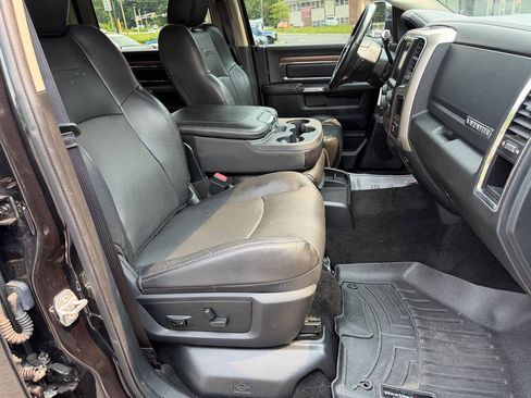 Used 2015 RAM 2500 Laramie AWD/4WD image 16