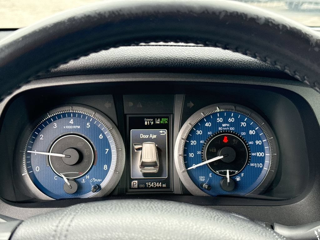 Used 2018 Toyota Sienna Limited Premium w/ Carpet Mat Package AWD/4WD image 19