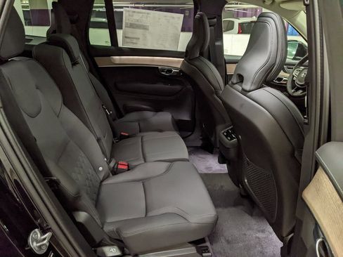 New 2026 Volvo XC90 B6 Plus image 25