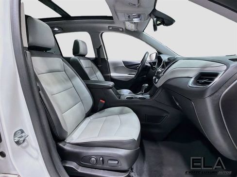 Used 2018 Chevrolet Equinox Premier FWD image 32