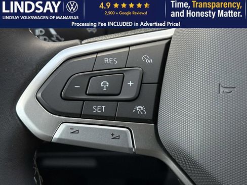 Used 2023 Volkswagen Tiguan SE image 22