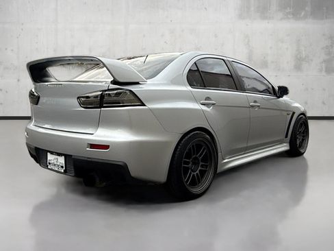 Used 2015 Mitsubishi Lancer Evolution GSR image 7