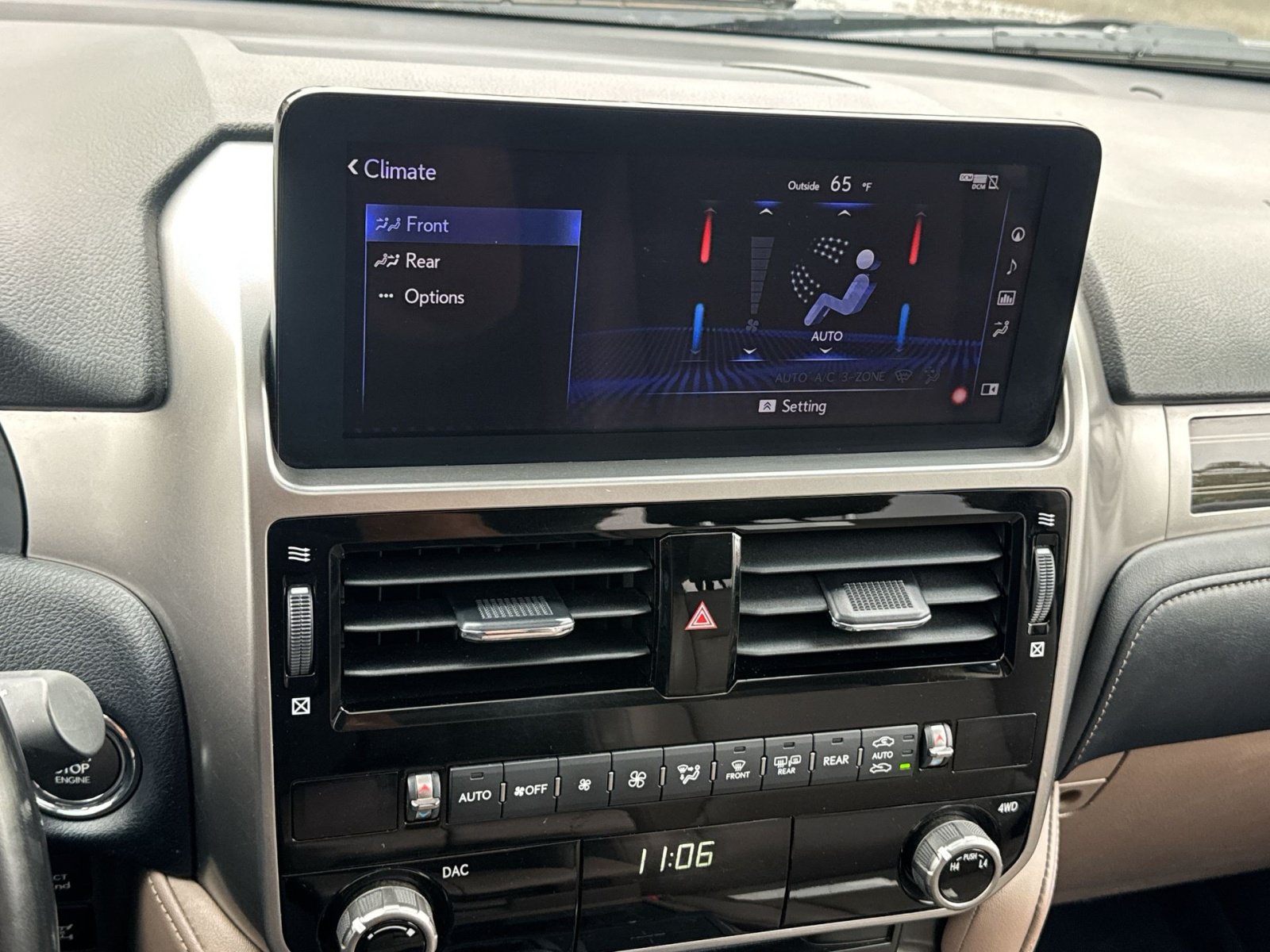 Used 2023 Lexus GX 460 Premium w/ Premium Package AWD/4WD image 21
