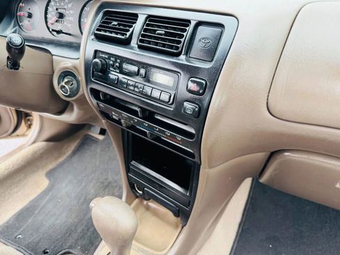 Used 1997 Toyota Corolla CE image 14