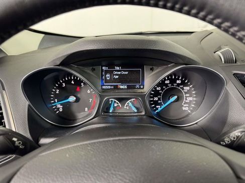 Used 2018 Ford Escape Titanium AWD/4WD image 3