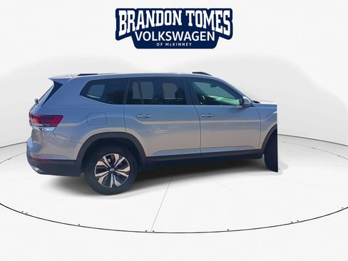 Certified 2026 Volkswagen Atlas SE FWD image 10