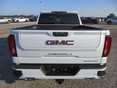New 2026 GMC Sierra 1500 Denali w/ Denali Reserve Package AWD/4WD image 5