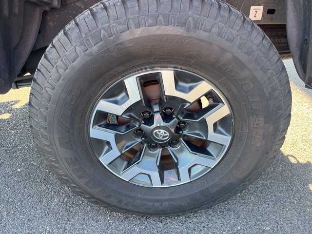 Used 2021 Toyota Tacoma SR w/ SR Convenience Package RWD image 3