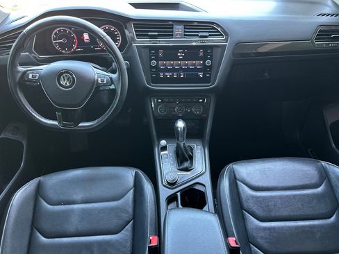 Used 2018 Volkswagen Tiguan SEL Premium AWD/4WD image 13