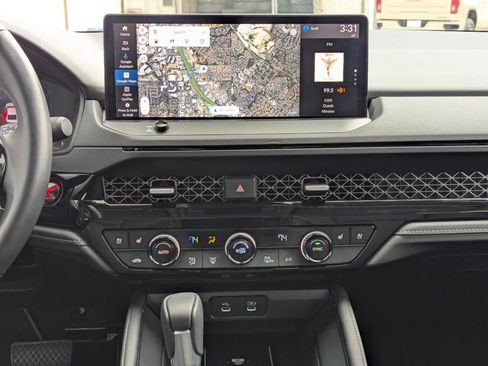 Used 2024 Honda Accord Touring image 18