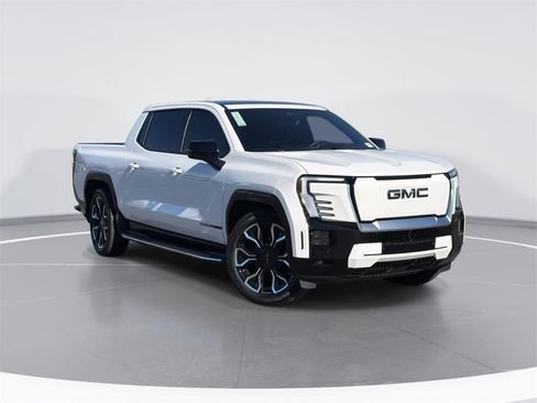 Used 2025 GMC Sierra EV Denali image 1