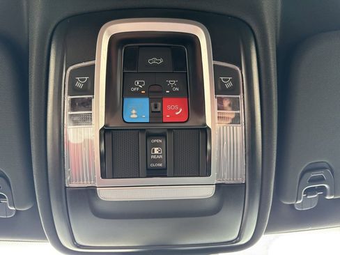 New 2026 RAM 1500 4x4 Crew Cab image 20