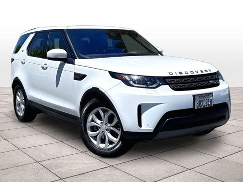 Used 2017 Land Rover Discovery SE AWD/4WD image 2