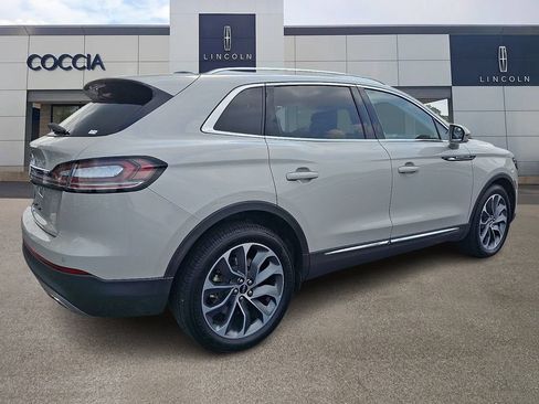 Certified 2022 Lincoln Nautilus Reserve AWD/4WD image 4