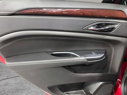 Used 2015 Cadillac SRX Premium w/ Driver Assist Package FWD image 9