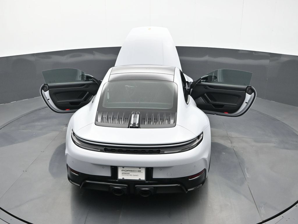 Certified 2026 Porsche 911 Carrera 4 GTS AWD/4WD image 23