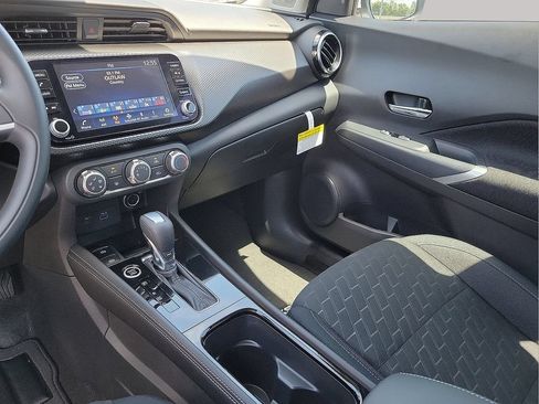 Used 2024 Nissan Kicks SV FWD image 20