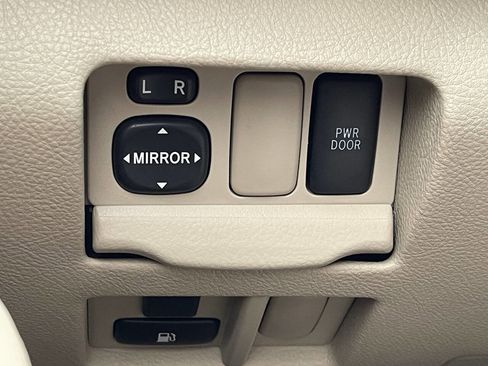 Used 2004 Lexus RX 330 AWD image 31