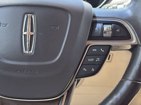 Used 2019 Lincoln Nautilus Reserve w/ Ultimate Package FWD image 15