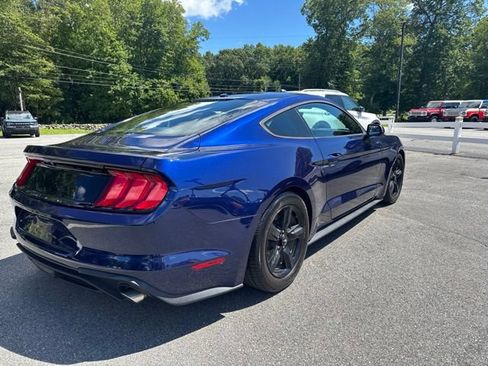 Used 2019 Ford Mustang Coupe RWD image 5