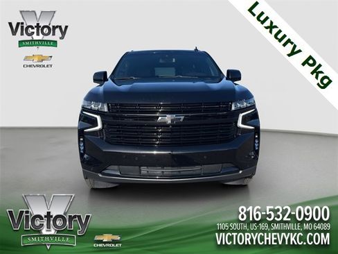Used 2023 Chevrolet Tahoe RST w/ Luxury Package image 2