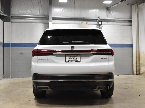 Used 2025 Buick Enclave Preferred image 29